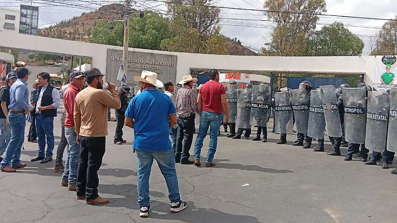Detienen a productores de frijol en Zacatecas
